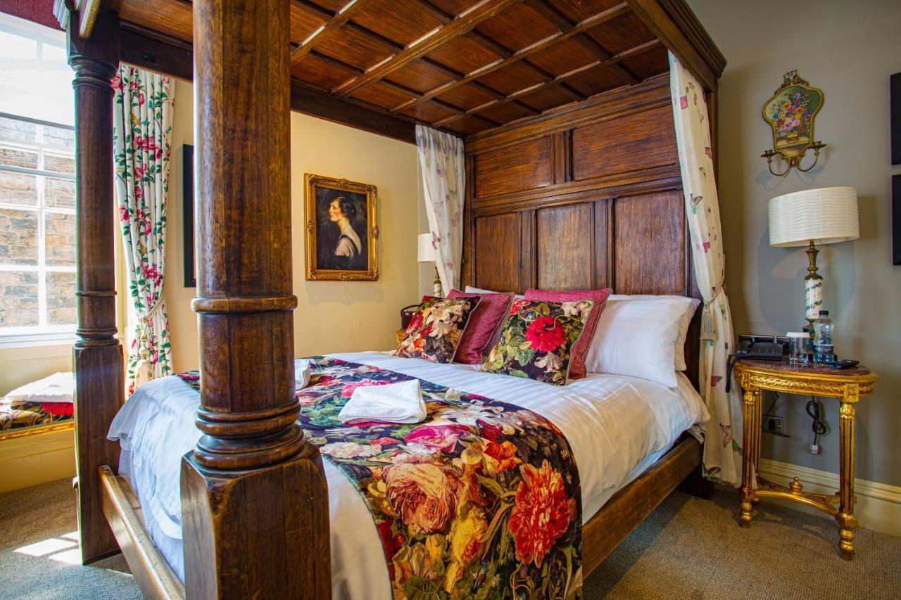 The Rutland Arms Hotel, Bakewell, Derbyshire Extérieur photo