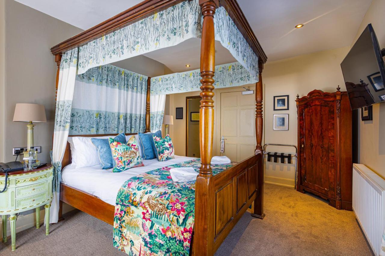The Rutland Arms Hotel, Bakewell, Derbyshire Extérieur photo