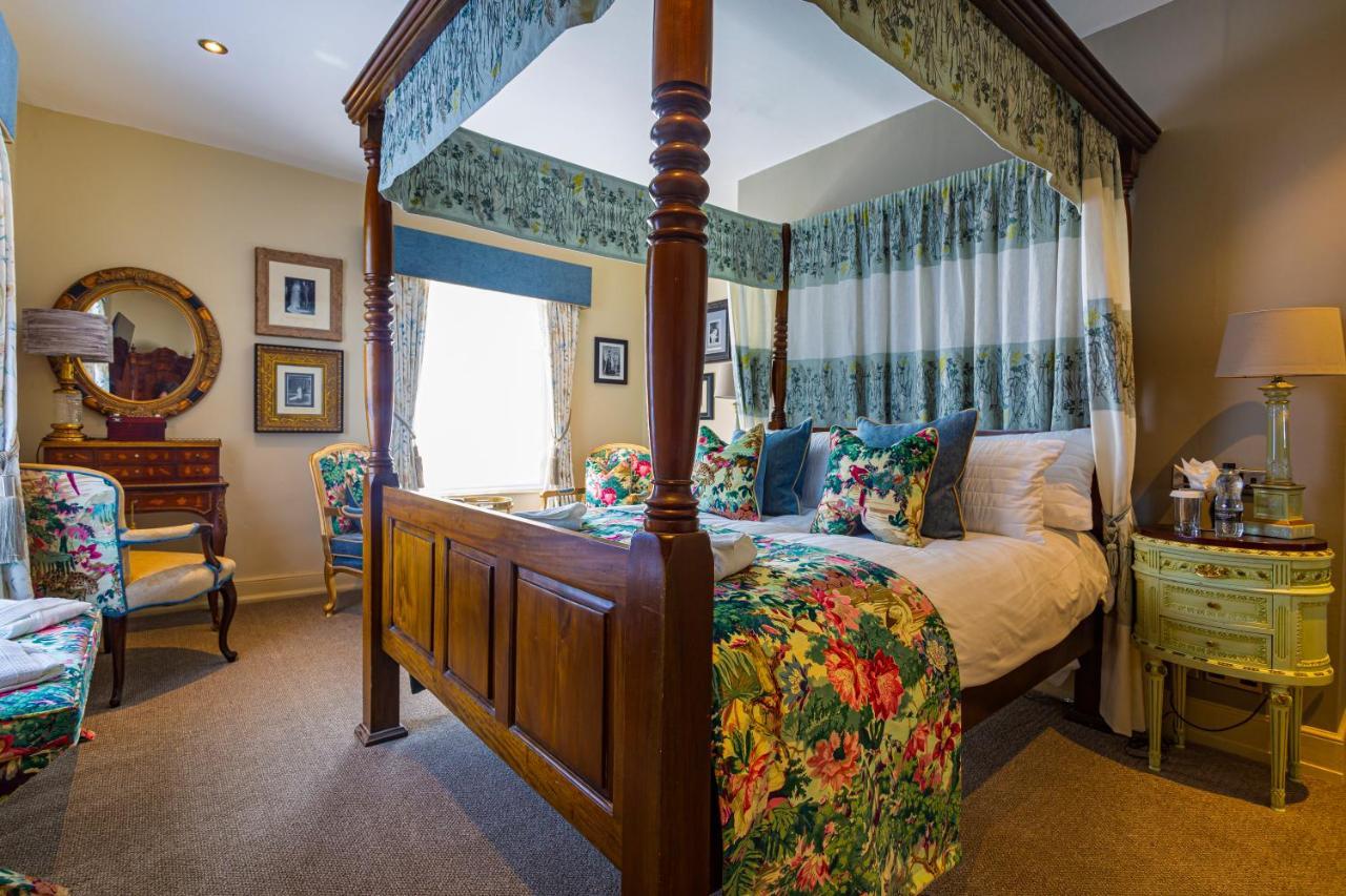 The Rutland Arms Hotel, Bakewell, Derbyshire Extérieur photo
