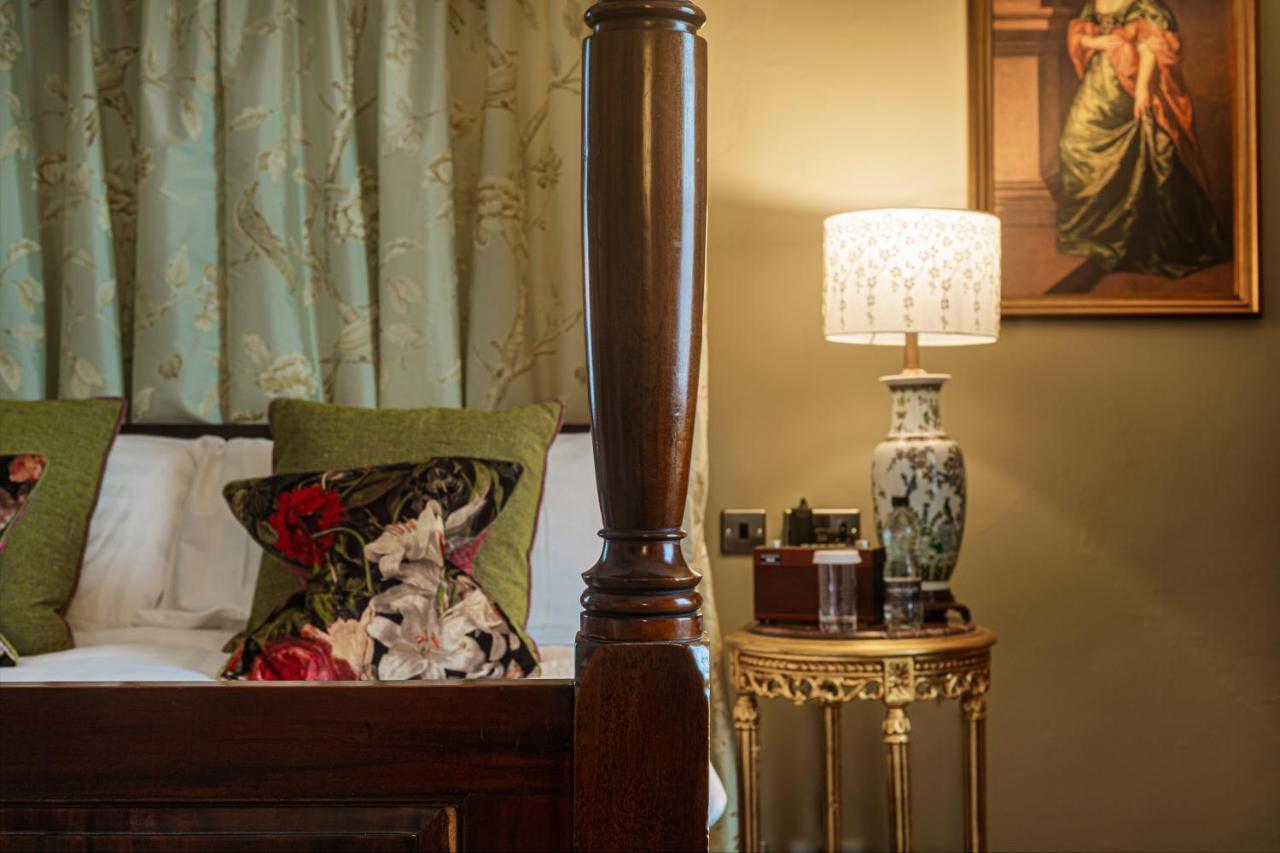 The Rutland Arms Hotel, Bakewell, Derbyshire Extérieur photo